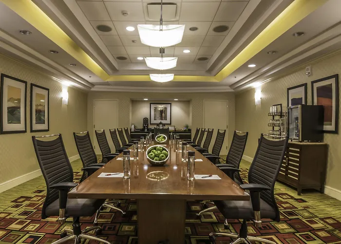 Marriott Old Town 4*