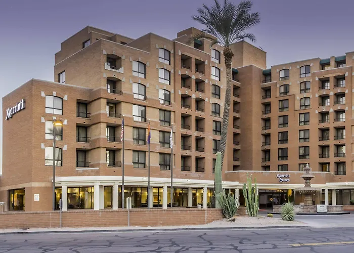 Hotel Marriott Old Town 4*