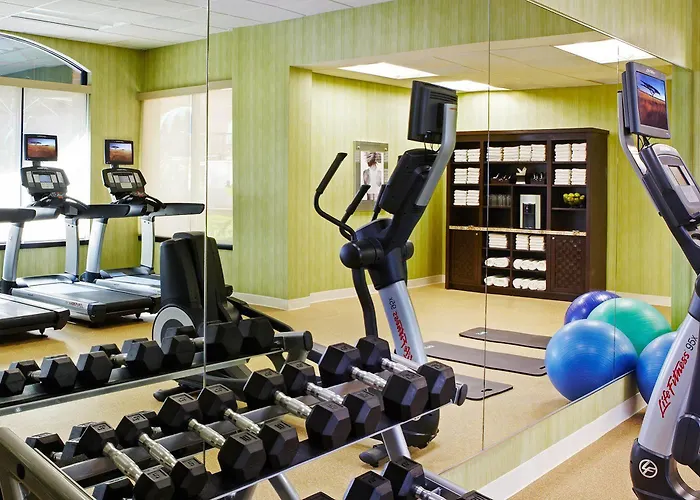 Marriott Old Town Hotel 4*